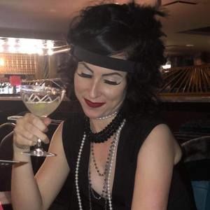 Meet your Posher, Raquel